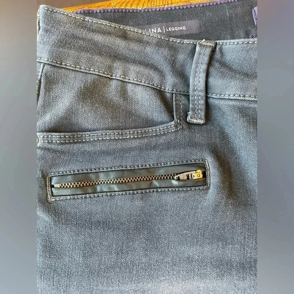 CLEARANCE Not Your Daughters Jeans 8 Gray Alina Legging EUC! Jegging Skinny 0097 - Picture 2 of 8